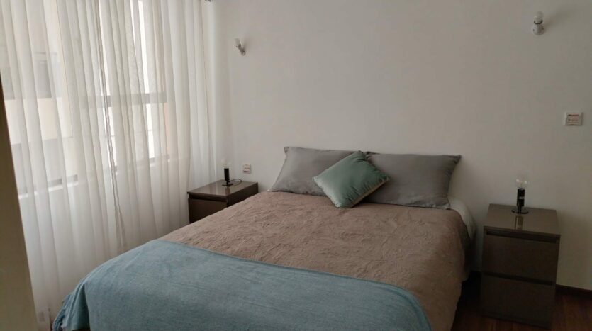 Exclusive 3‑bedroom + DSQ at Jade Residency on Kindaruma Road