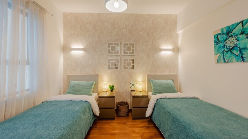 Exclusive 3‑bedroom + DSQ at Jade Residency on Kindaruma Road
