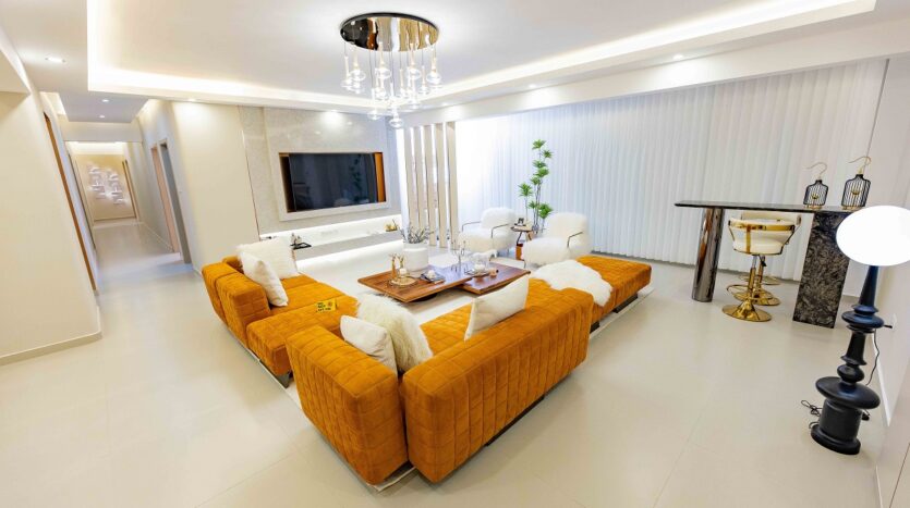 Unmatched luxury at Royal Legend Residence with 5-bedroom apartments and duplexes