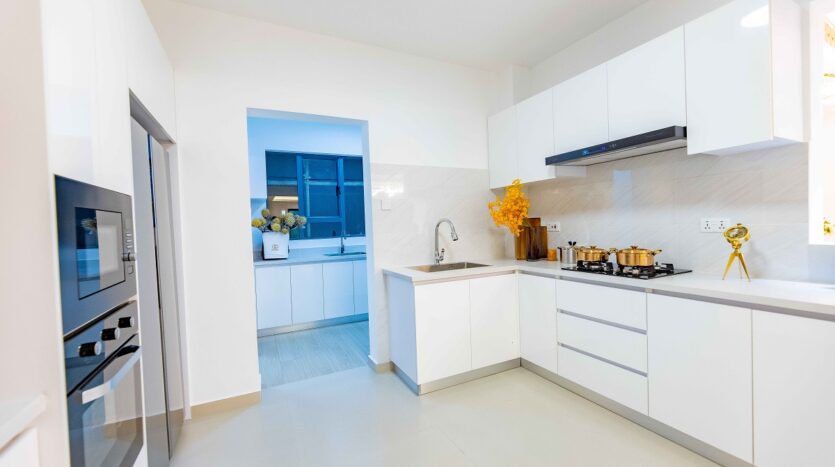 3-bedroom all en-suite apartments with DSQ at Royal Legend